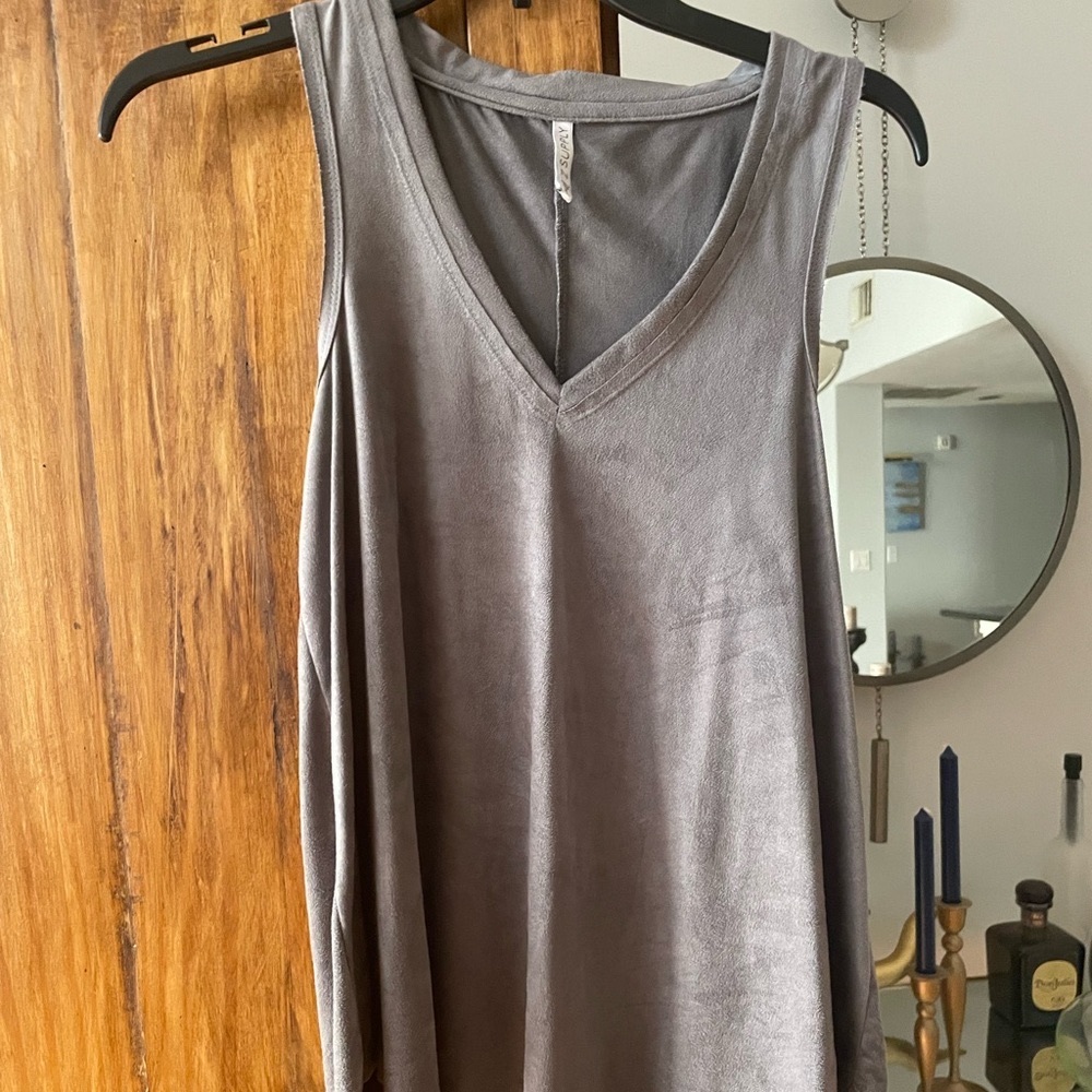 Grey sleeveless Z Supply top; feels like suede